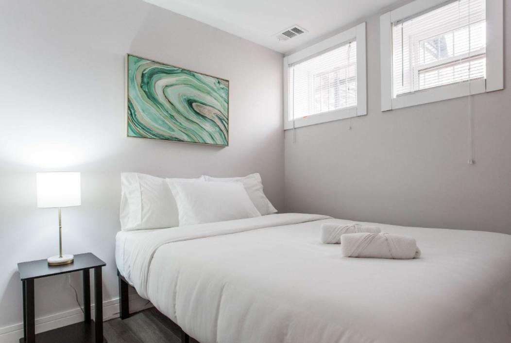 שיקגו The Double Play - 1 Min Walk To Wrigley! Spacious 2Br - Perfect For Cubs Fans! מראה חיצוני תמונה