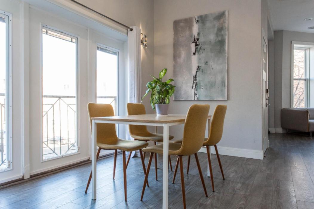 שיקגו The Double Play - 1 Min Walk To Wrigley! Spacious 2Br - Perfect For Cubs Fans! מראה חיצוני תמונה