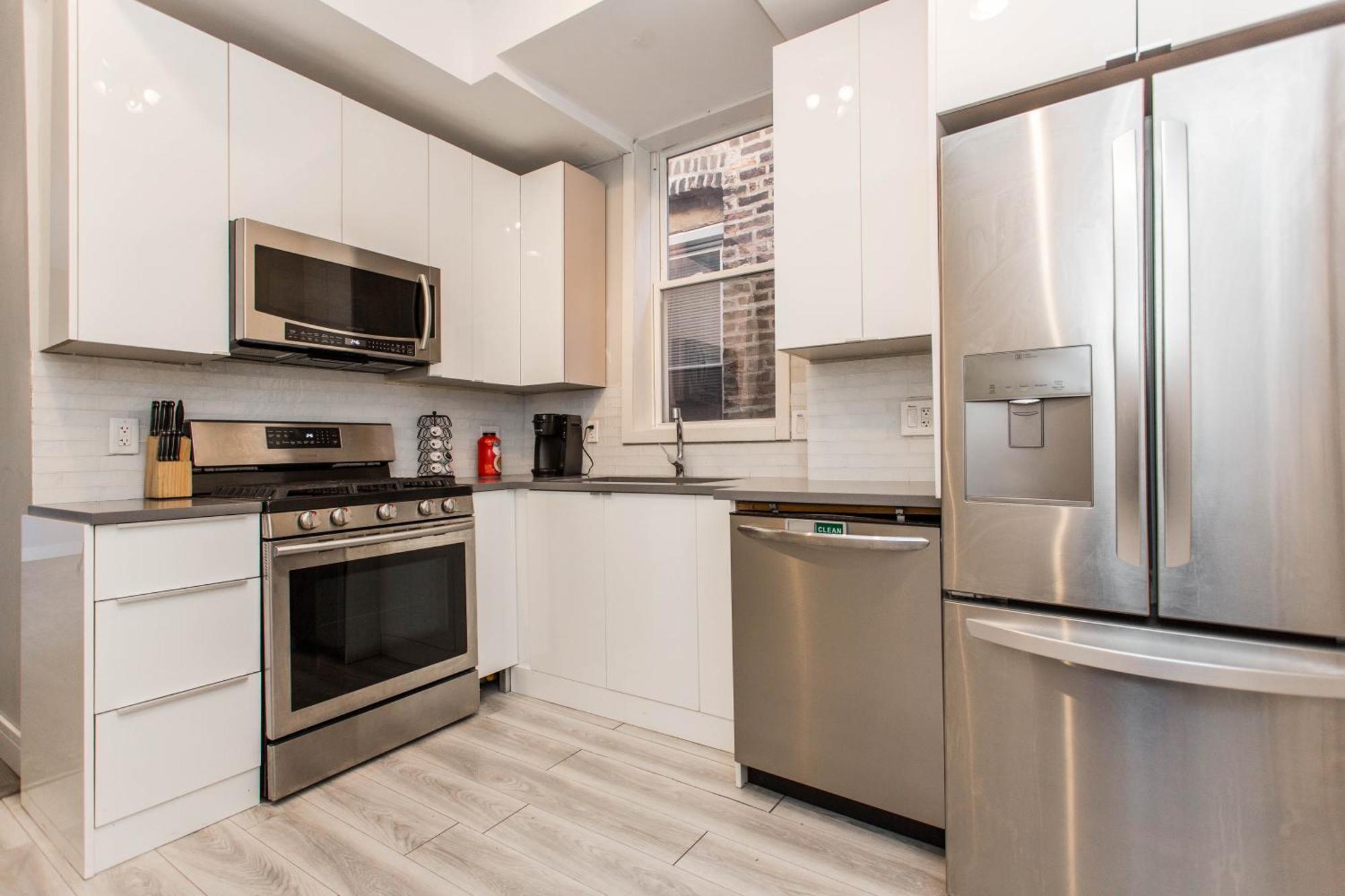 שיקגו The Double Play - 1 Min Walk To Wrigley! Spacious 2Br - Perfect For Cubs Fans! מראה חיצוני תמונה